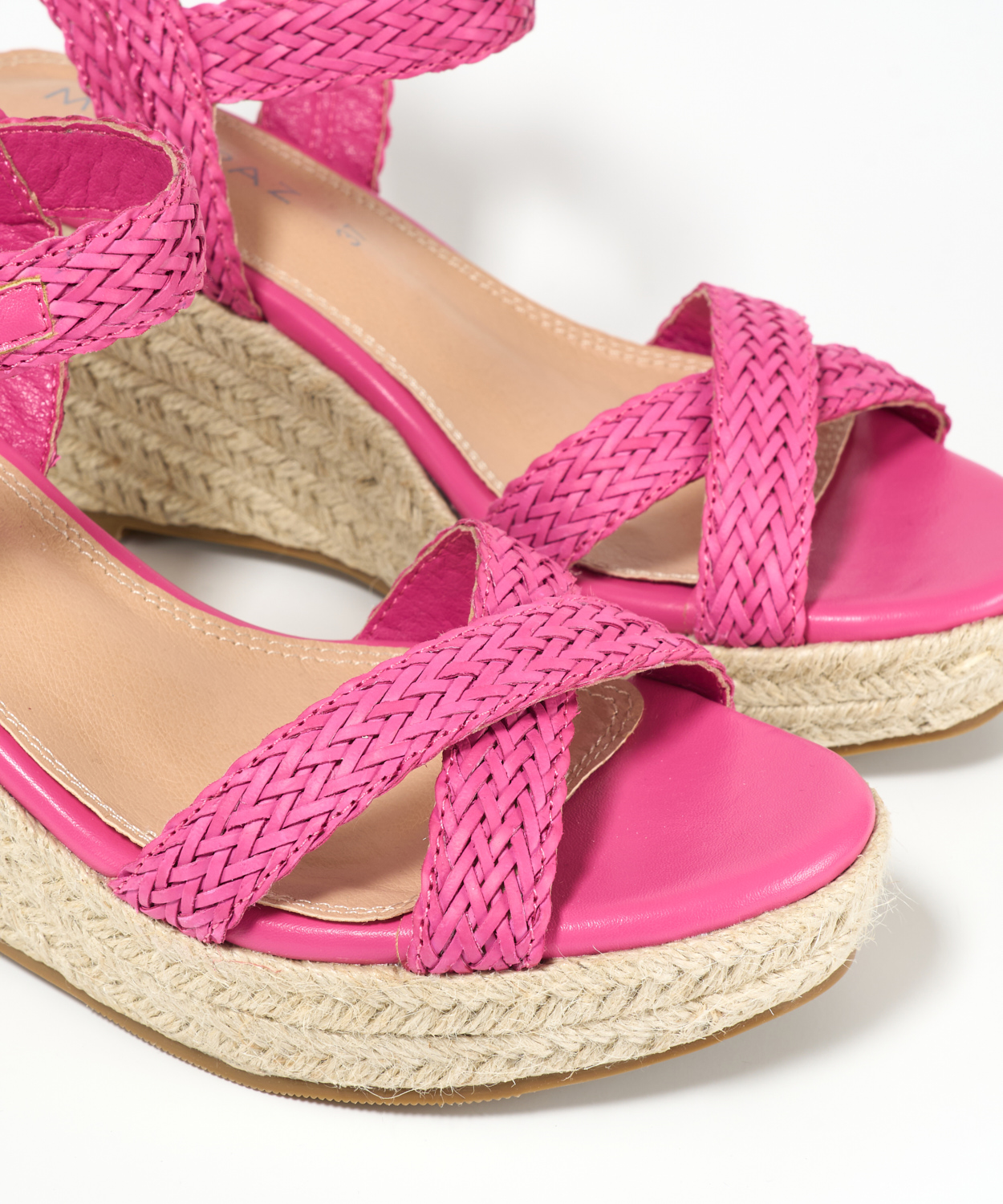 Sandália Espadrille com alças trançadas  image number null